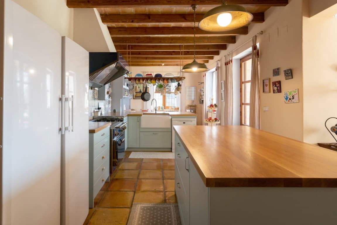 4 bedroom Villa for sale in Teulada with garage - € 4,200,000 (Ref: 10012277)