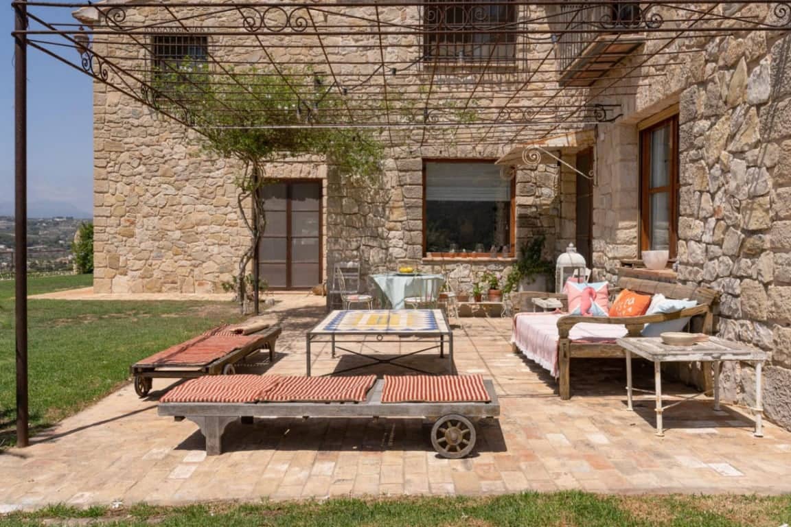 4 bedroom Villa for sale in Teulada with garage - € 4,200,000 (Ref: 10012277)