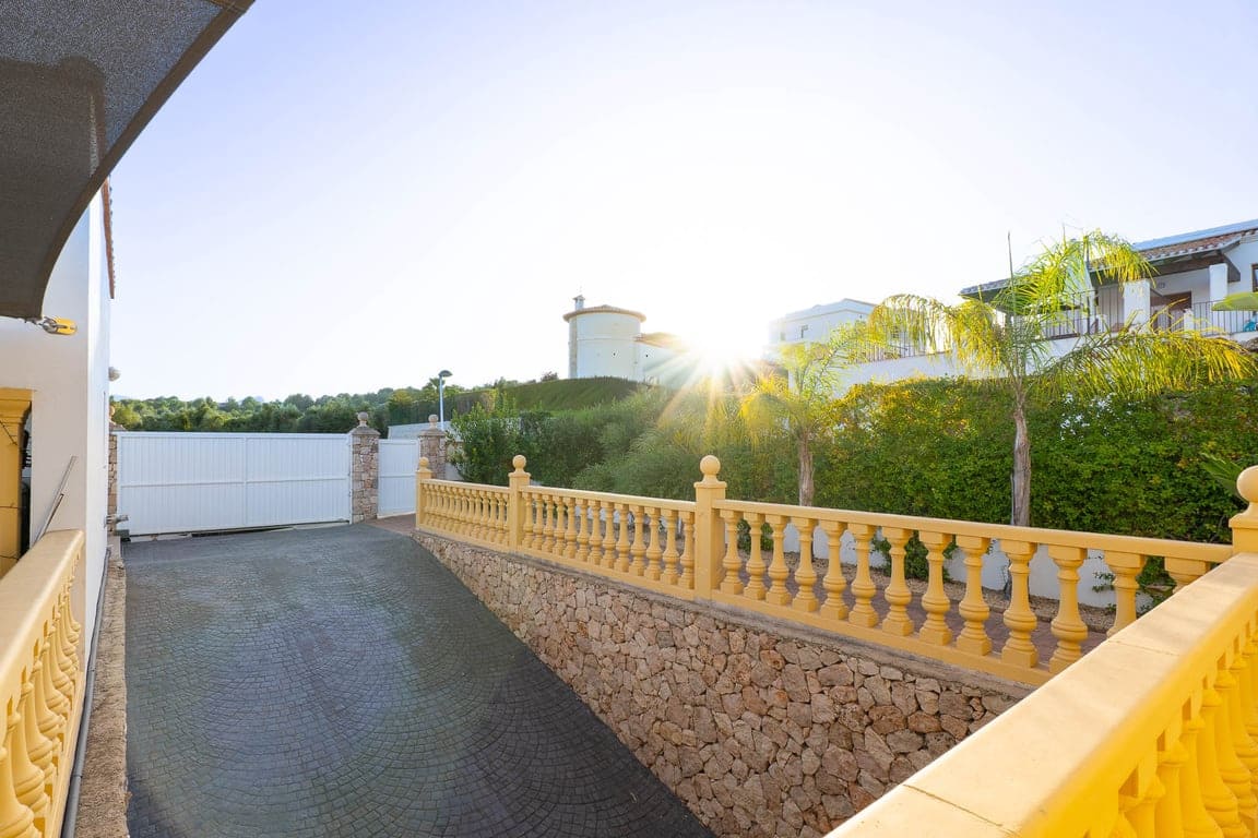 4 soverom Villa til salgs i Beniarbeig med svømmebasseng garasje - € 799 000 (Ref: 10081273)
