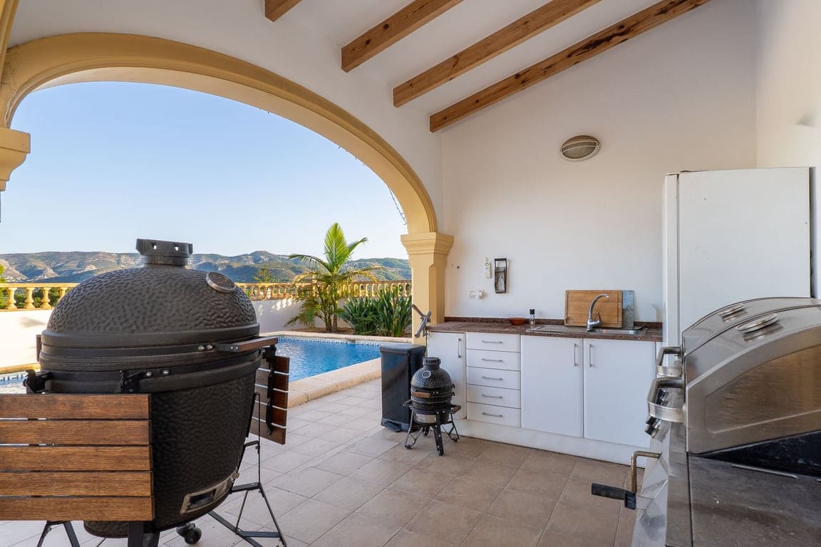 4 soverom Villa til salgs i Beniarbeig med svømmebasseng garasje - € 799 000 (Ref: 10081273)