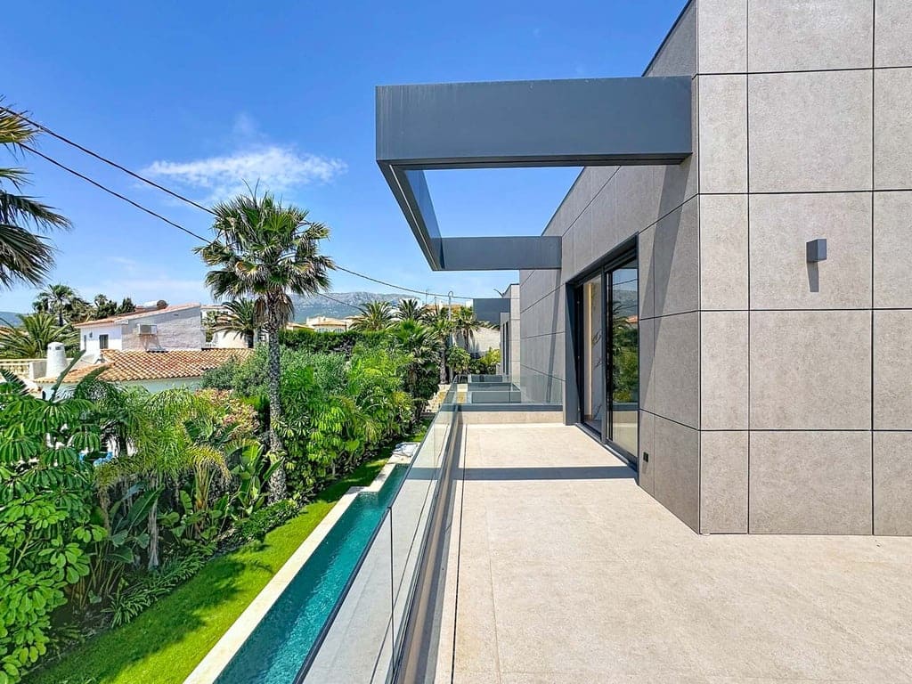 Chalet de 4 habitaciones en Calpe / Calp en venta con piscina garaje - 2.290.000 € (Ref: 10081274)