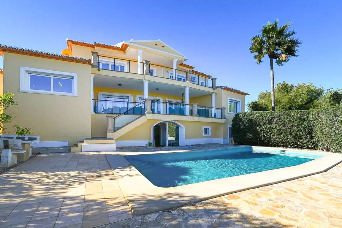4 bedroom Villa for sale in Javea / Xabia with pool garage - € 1,685,000 (Ref: 10098824)