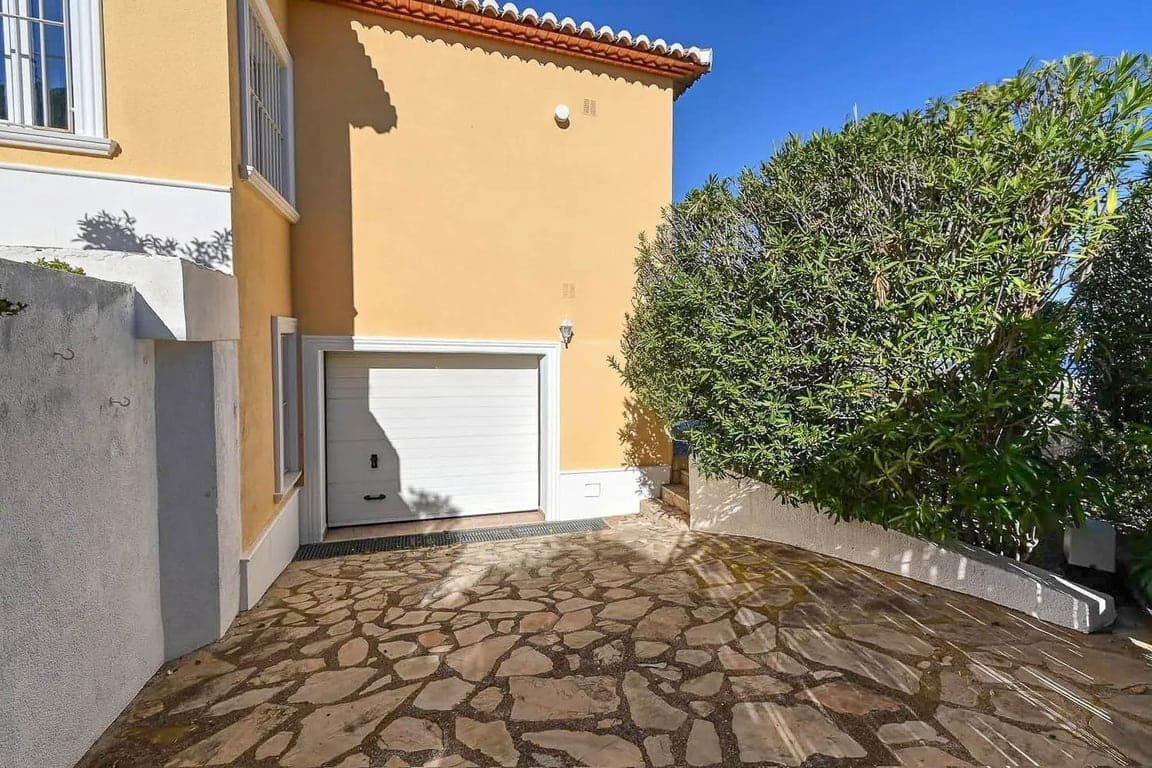 4 bedroom Villa for sale in Javea / Xabia with pool garage - € 1,685,000 (Ref: 10098824)