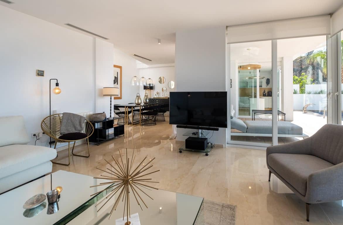4 sypialnia Willa na sprzedaż w Altea z basenem garażem - 990 000 € (Ref: 10130448)