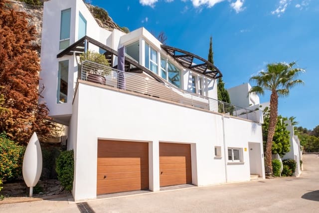 4 camera da letto Villa in vendita in Altea con piscina garage - 990.000 € (Rif: 10130448)