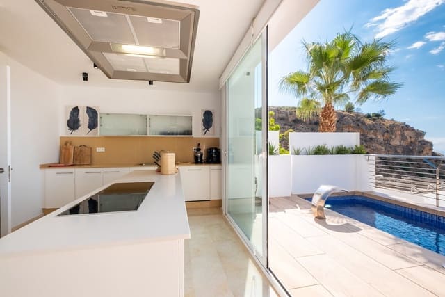4 camera da letto Villa in vendita in Altea con piscina garage - 990.000 € (Rif: 10130448)
