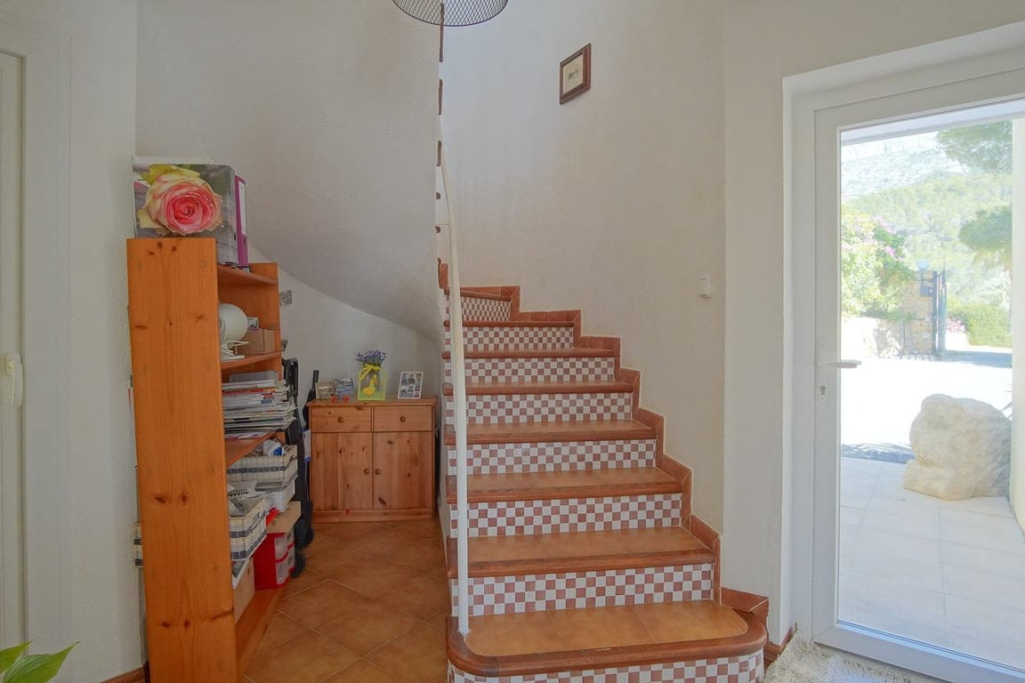 3 sypialnia Willa na sprzedaż w Altea z basenem garażem - 530 000 € (Ref: 10132177)