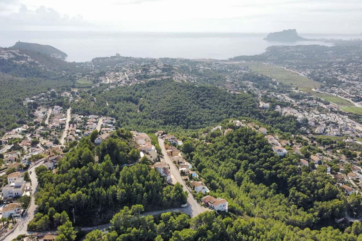 Building Plot for sale in Moraira - € 386,400 (Ref: 10132182)
