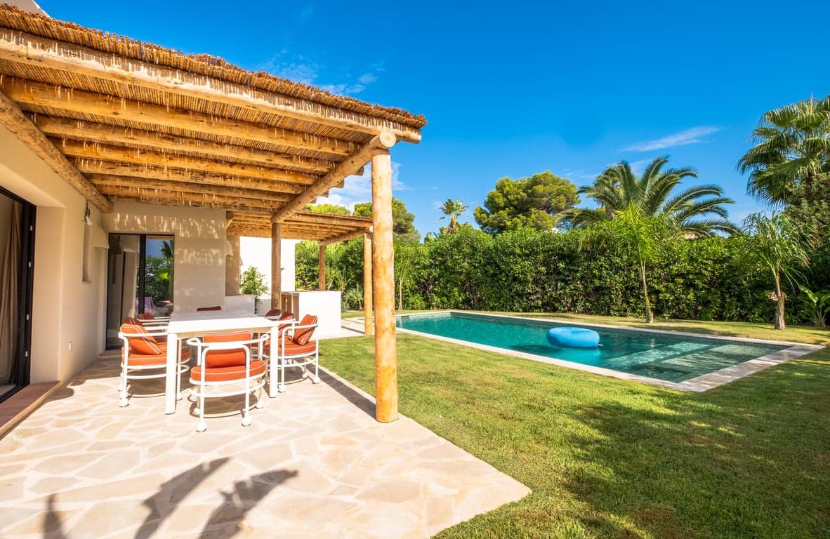 4 bedroom Villa for sale in Javea / Xabia with pool garage - € 1,250,000 (Ref: 10154335)