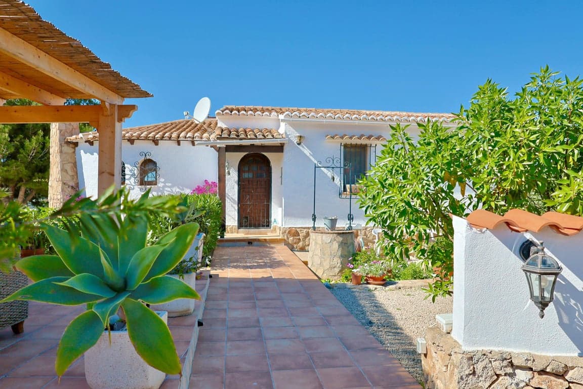 2 bedroom Villa for sale in Javea / Xabia with pool - € 899,000 (Ref: 10162521)
