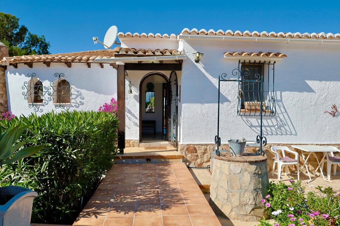 2 bedroom Villa for sale in Javea / Xabia with pool - € 899,000 (Ref: 10162521)