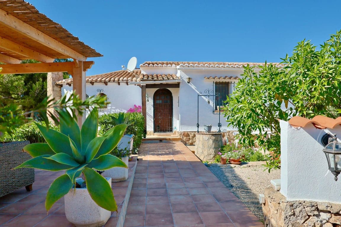 2 bedroom Villa for sale in Javea / Xabia with pool - € 899,000 (Ref: 10162521)