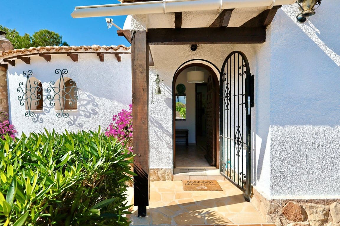2 bedroom Villa for sale in Javea / Xabia with pool - € 899,000 (Ref: 10162521)