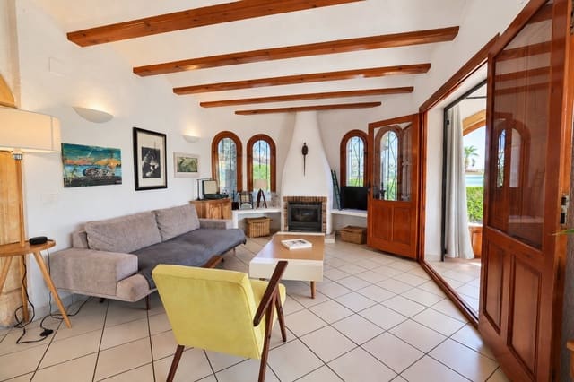 3 soveværelse Villa til salg i Javea / Xàbia med swimmingpool garage - € 625.000 (Ref: 10162522)