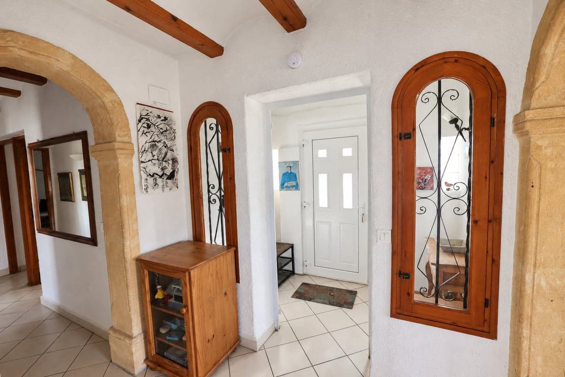 3 soveværelse Villa til salg i Javea / Xabia med swimmingpool garage - € 625.000 (Ref: 10162522)