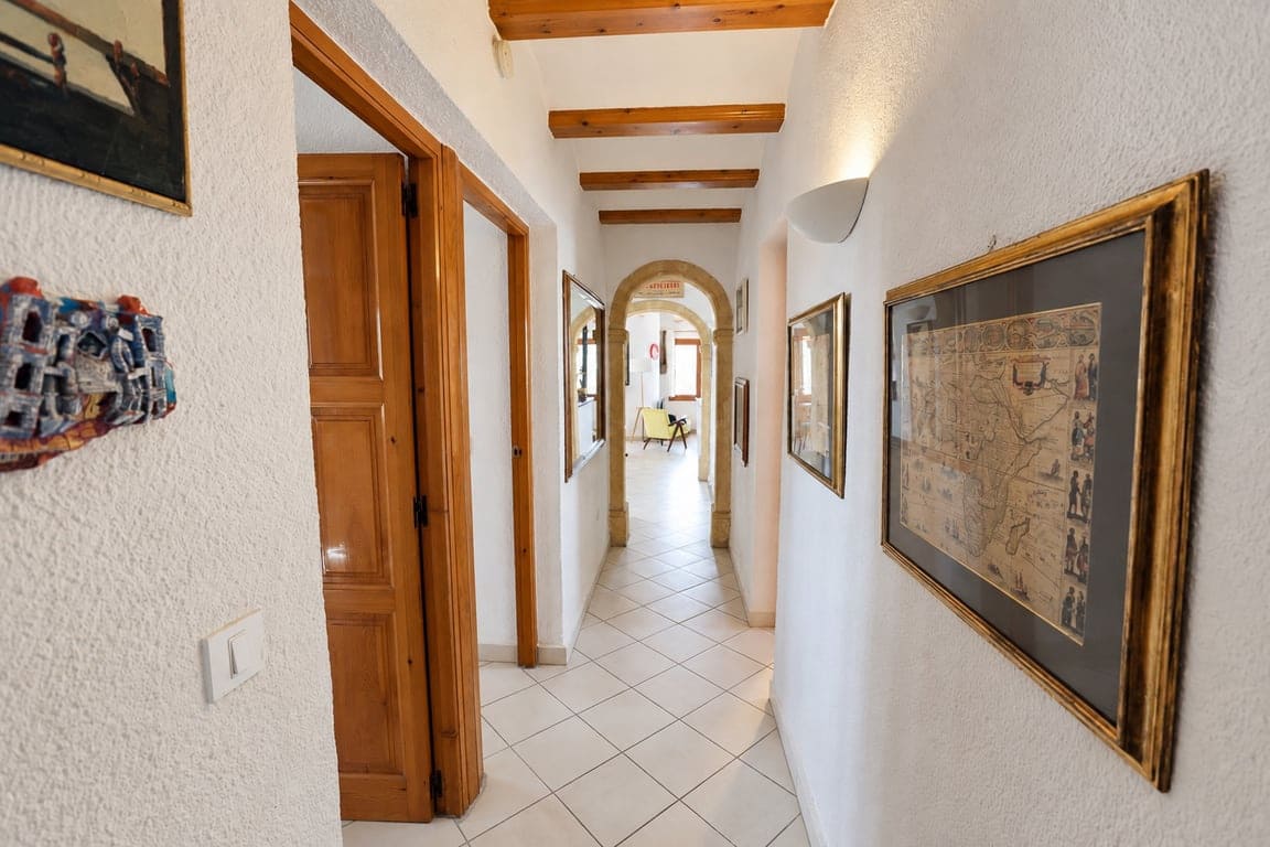 3 soveværelse Villa til salg i Javea / Xabia med swimmingpool garage - € 625.000 (Ref: 10162522)