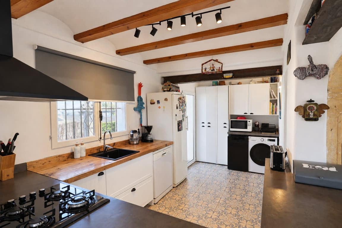 3 soveværelse Villa til salg i Javea / Xabia med swimmingpool garage - € 625.000 (Ref: 10162522)