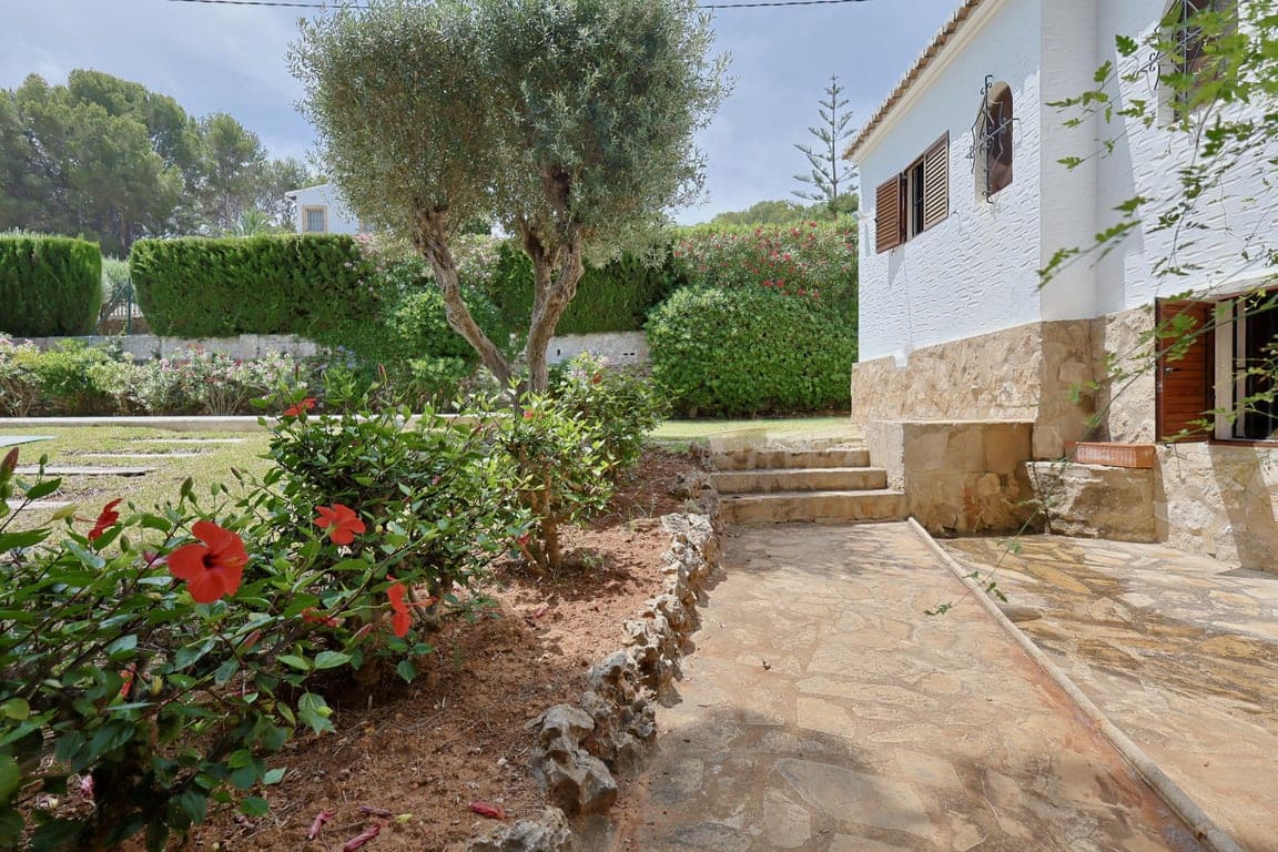 6 quarto Moradia para venda em Javea / Xabia com piscina garagem - 790 000 € (Ref: 10162523)
