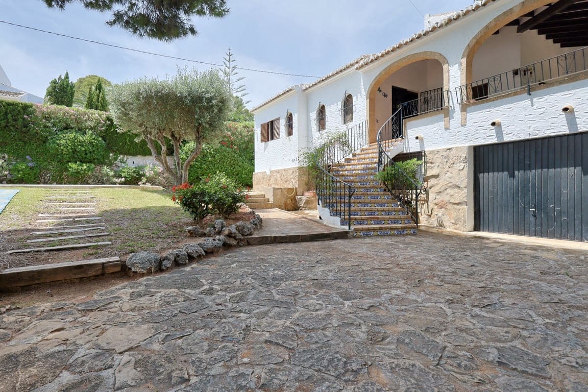6 quarto Moradia para venda em Javea / Xabia com piscina garagem - 790 000 € (Ref: 10162523)