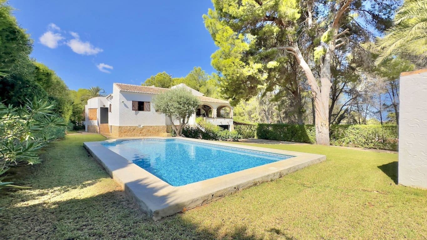 6 quarto Moradia para venda em Javea / Xabia com piscina garagem - 790 000 € (Ref: 10162523)