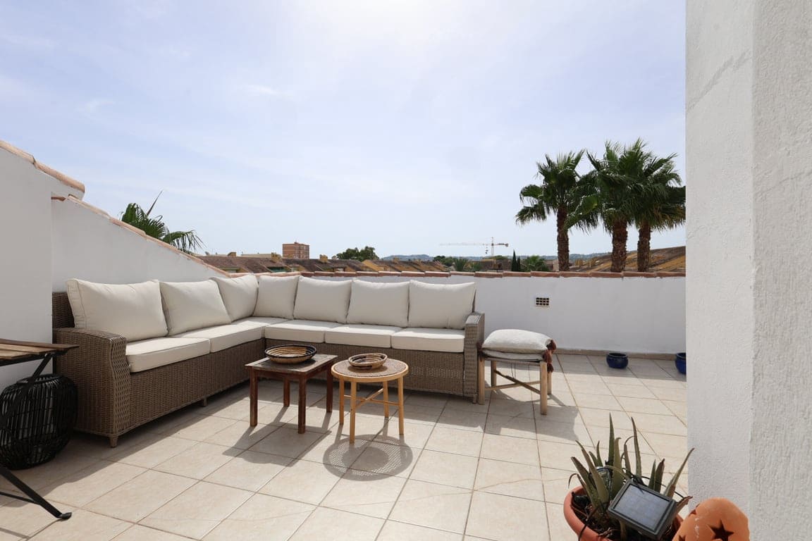 2 bedroom Apartment for sale in San Juan de Alicante / Sant Joan d'Alacant with pool garage - € 595,000 (Ref: 10162525)