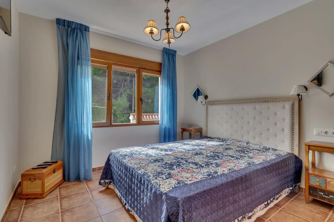 4 Zimmer Villa zu verkaufen in Denia mit Pool Garage - 995.000 € (Ref: 10162527)