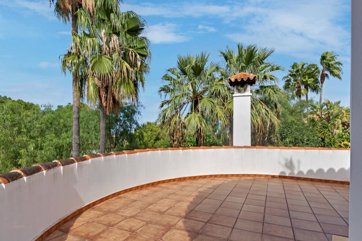 4 Zimmer Villa zu verkaufen in Denia mit Pool Garage - 995.000 € (Ref: 10162527)