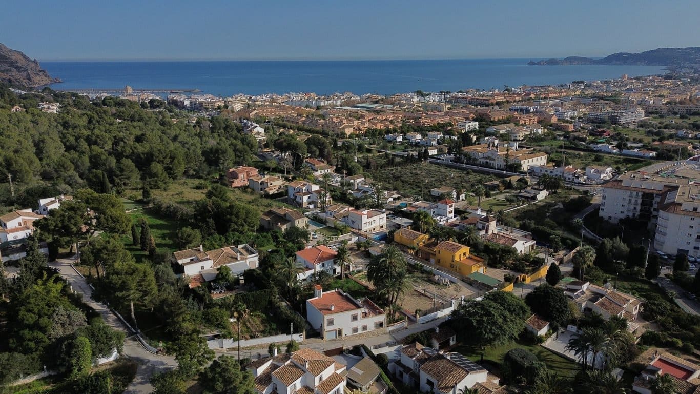 7 bedroom Villa for sale in Javea / Xabia with garage - € 750,000 (Ref: 10162528)