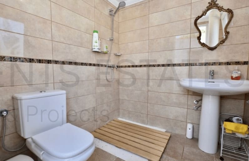 5 bedroom Villa for sale in Javea / Xabia - € 950,000 (Ref: 8097725)