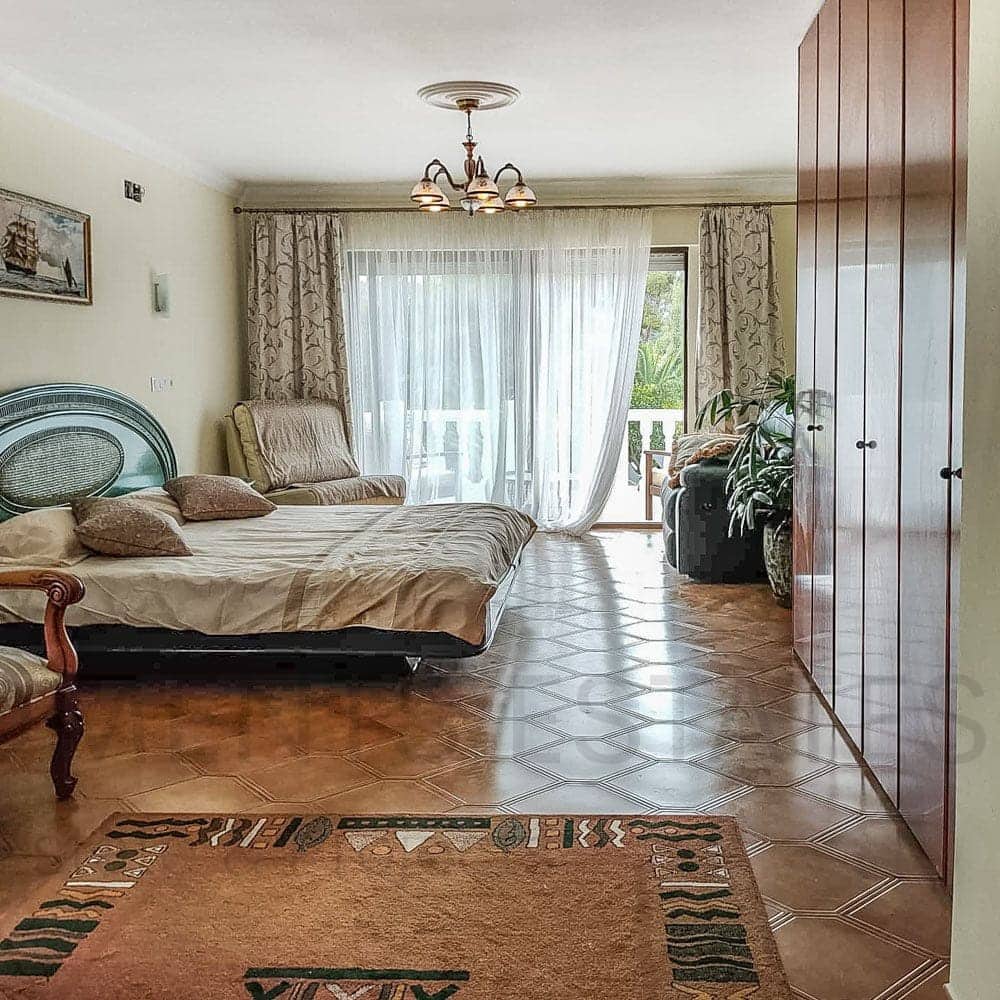 5 bedroom Villa for sale in Javea / Xabia - € 950,000 (Ref: 8097725)