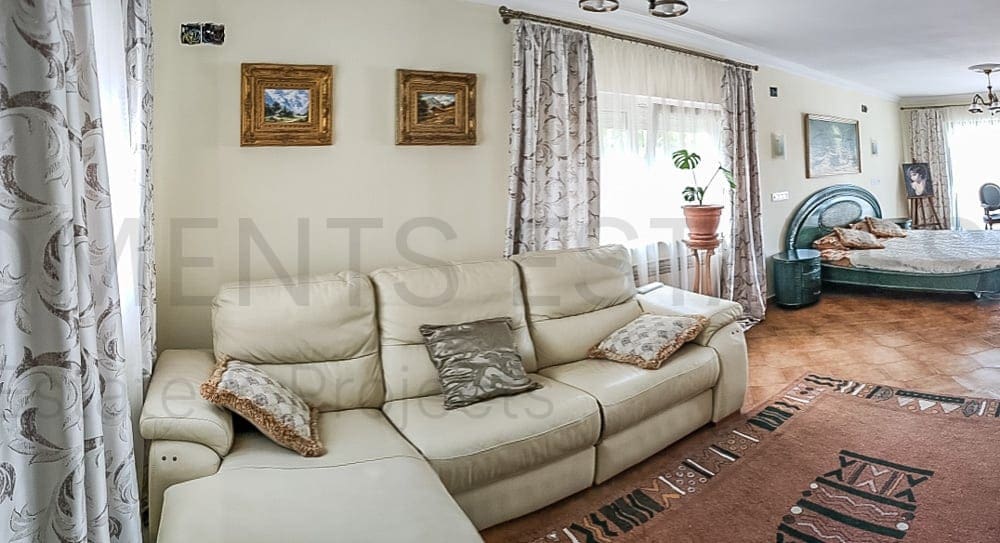 5 bedroom Villa for sale in Javea / Xabia - € 950,000 (Ref: 8097725)