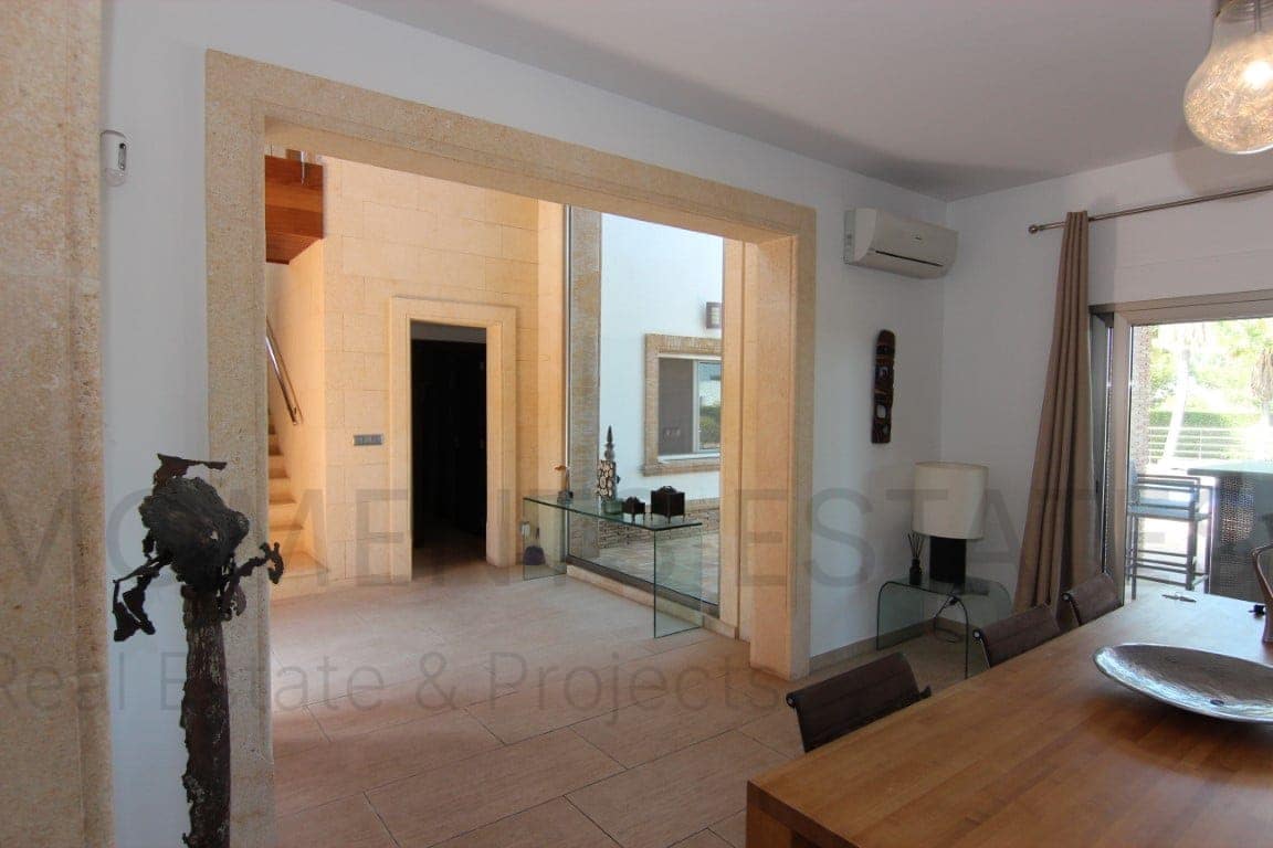 5 bedroom Villa for sale in Javea / Xabia - € 1,315,000 (Ref: 8100794)