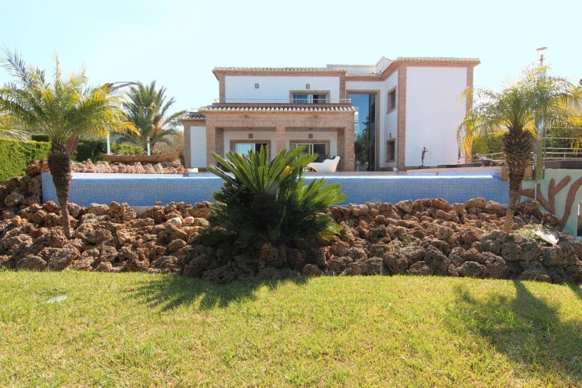 5 bedroom Villa for sale in Javea / Xabia - € 1,315,000 (Ref: 8100794)