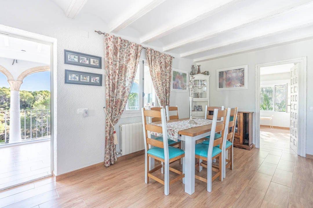 5 bedroom Villa for sale in Javea / Xabia - € 790,000 (Ref: 8100813)