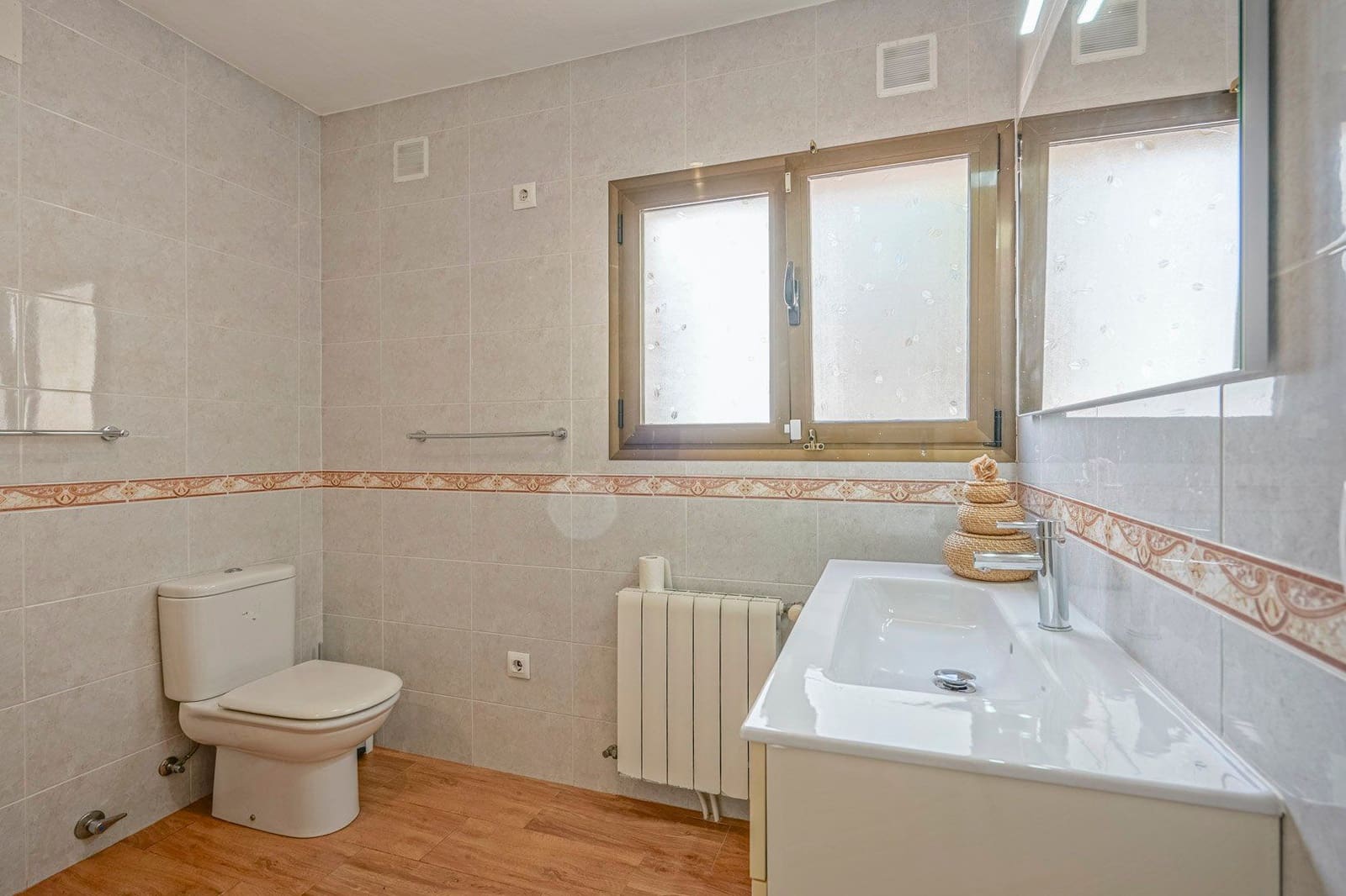 5 bedroom Villa for sale in Javea / Xabia - € 790,000 (Ref: 8100813)