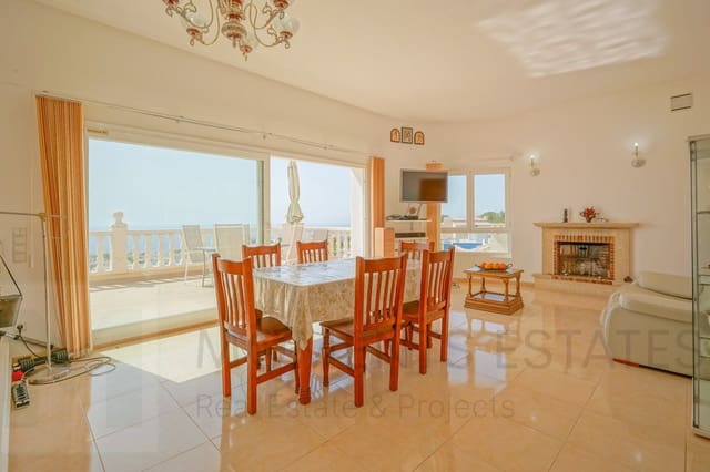 3 slaapkamer Villa te koop in Benitachell / Benitatxell - € 715.000 (Ref: 8389488)