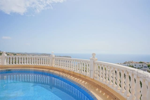 3 slaapkamer Villa te koop in Benitachell / Benitatxell - € 715.000 (Ref: 8389488)