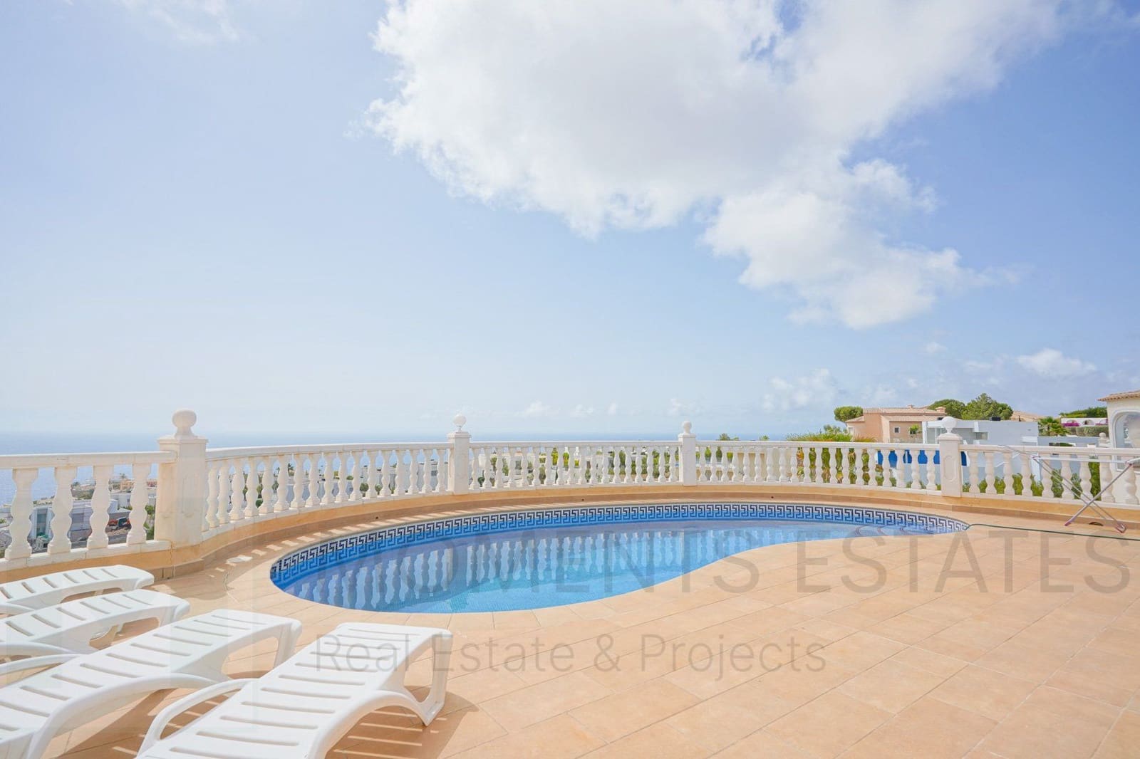 3 slaapkamer Villa te koop in Benitachell / Benitatxell - € 715.000 (Ref: 8389488)