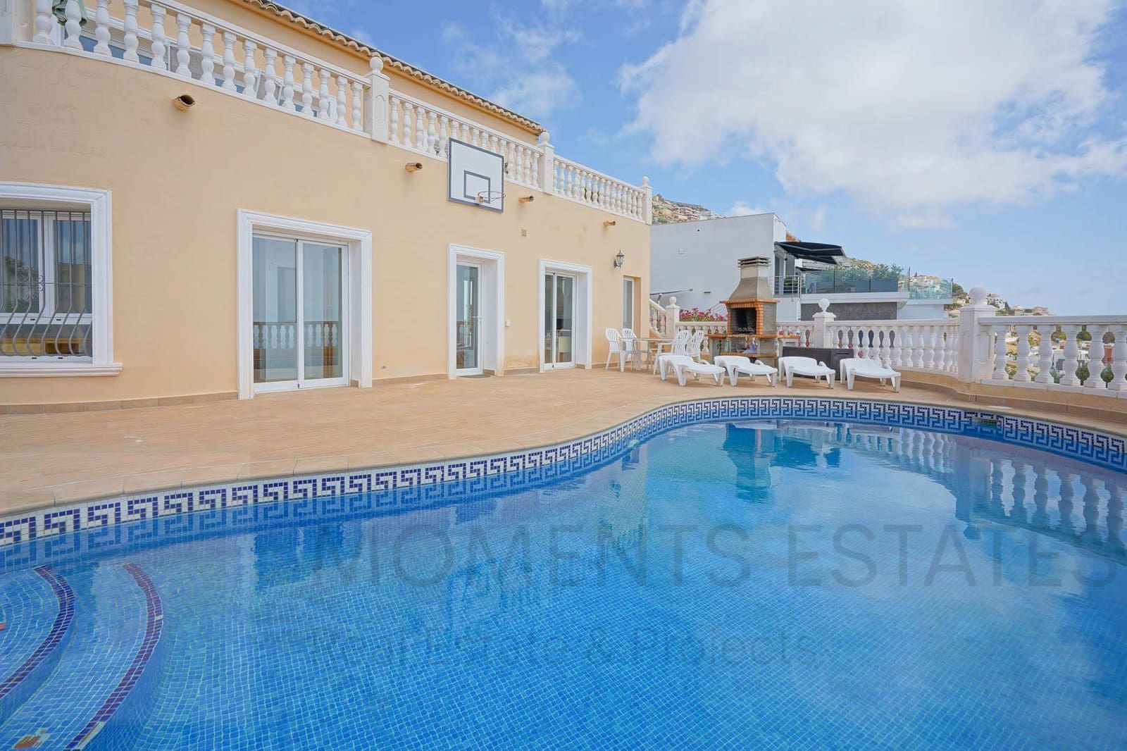 3 slaapkamer Villa te koop in Benitachell / Benitatxell - € 715.000 (Ref: 8389488)