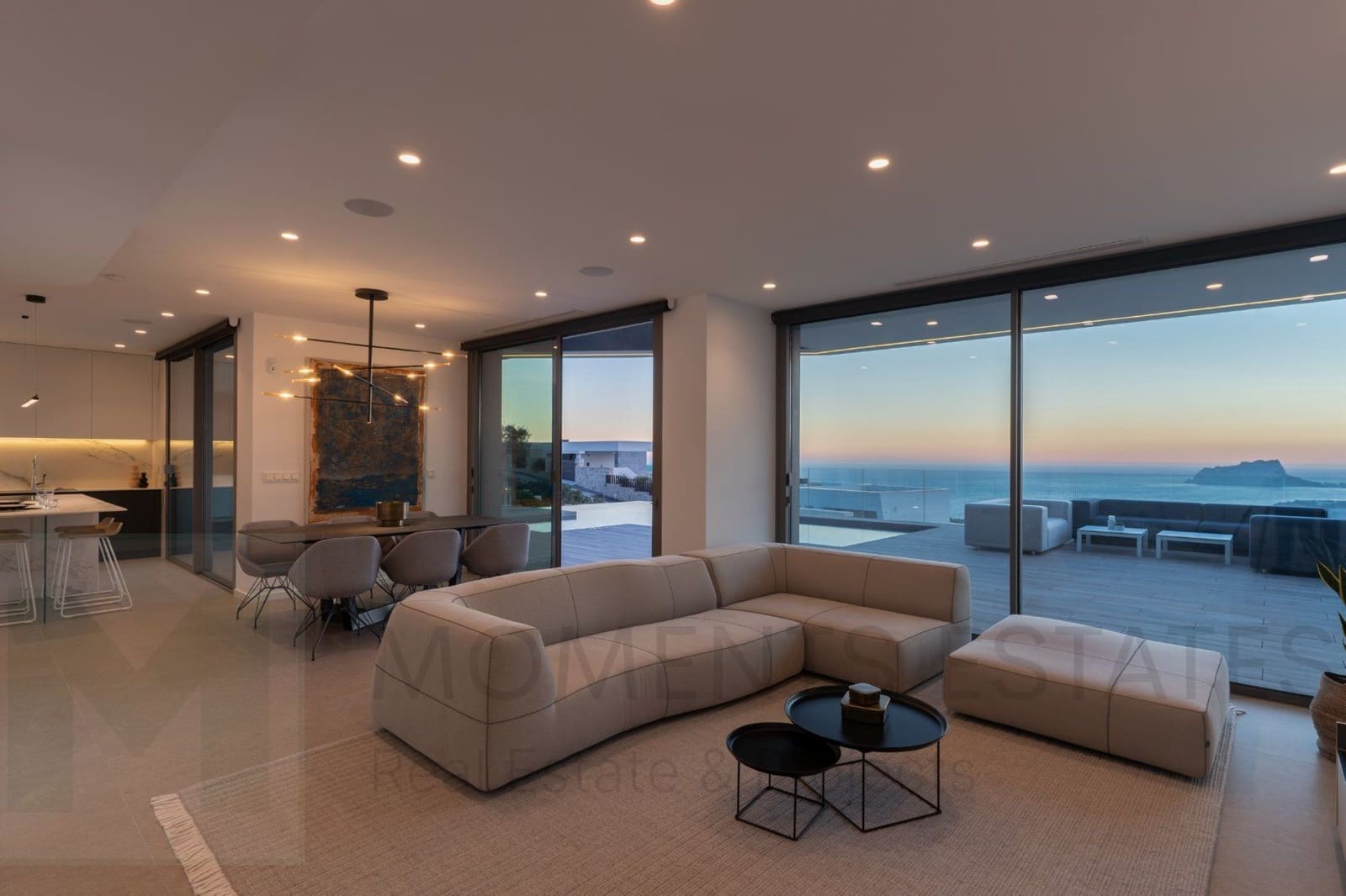 4 bedroom Villa for sale in Benitachell / Benitatxell with pool garage - € 2,950,000 (Ref: 8447454)