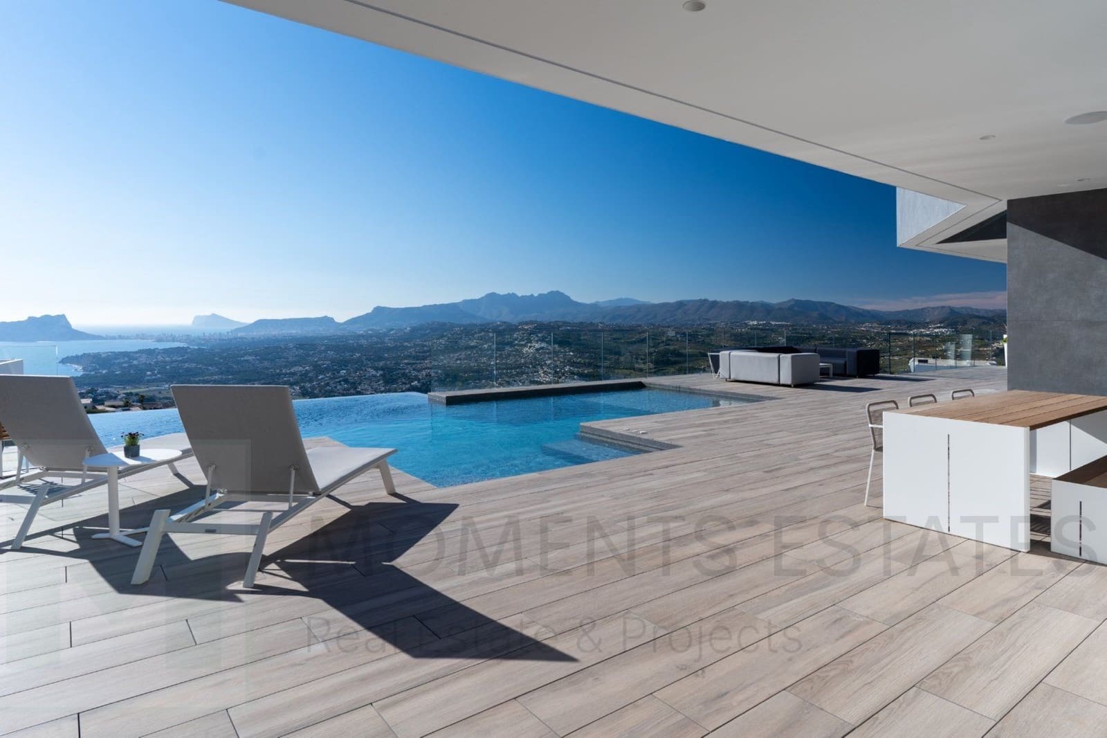 4 bedroom Villa for sale in Benitachell / Benitatxell with pool garage - € 2,950,000 (Ref: 8447454)