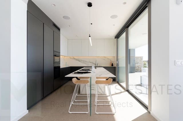 4 bedroom Villa for sale in Benitachell / Benitatxell with pool garage - € 2,950,000 (Ref: 8447454)