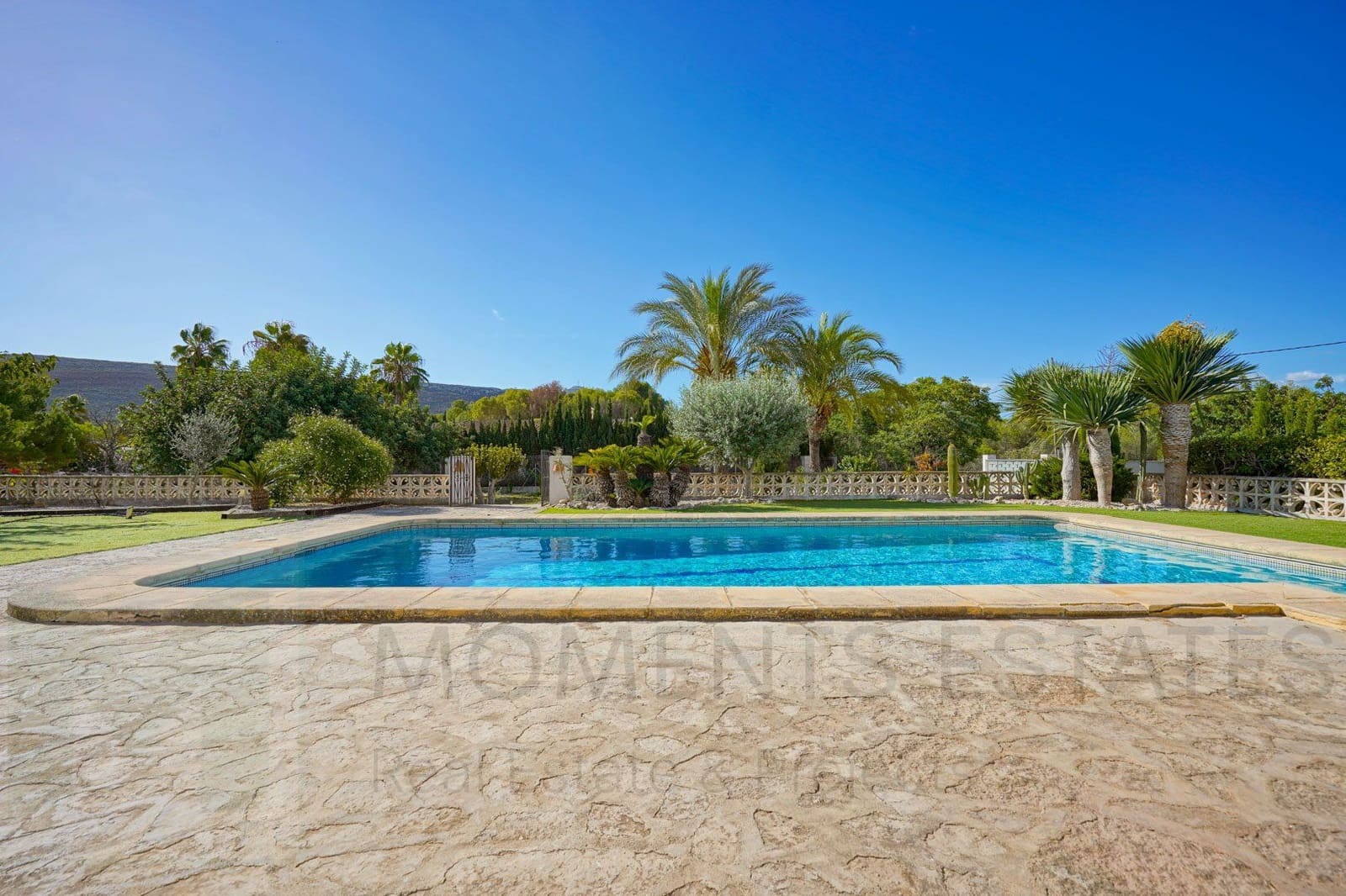3 bedroom Villa for sale in Javea / Xabia with pool garage - € 1,200,000 (Ref: 8572672)