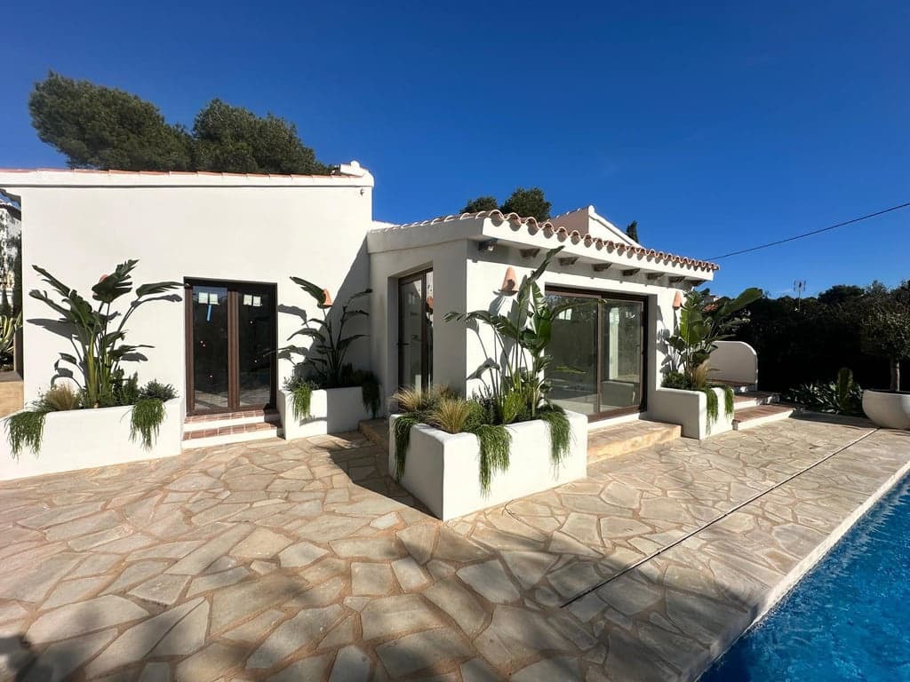 3 bedroom Villa for sale in Javea / Xabia with pool garage - € 795,000 (Ref: 8661003)