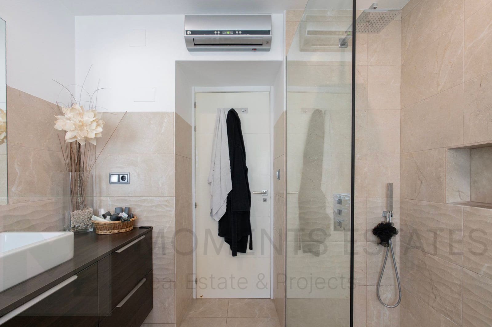 6 sypialnia Willa na sprzedaż w Denia - 695 000 € (Ref: 8933299)