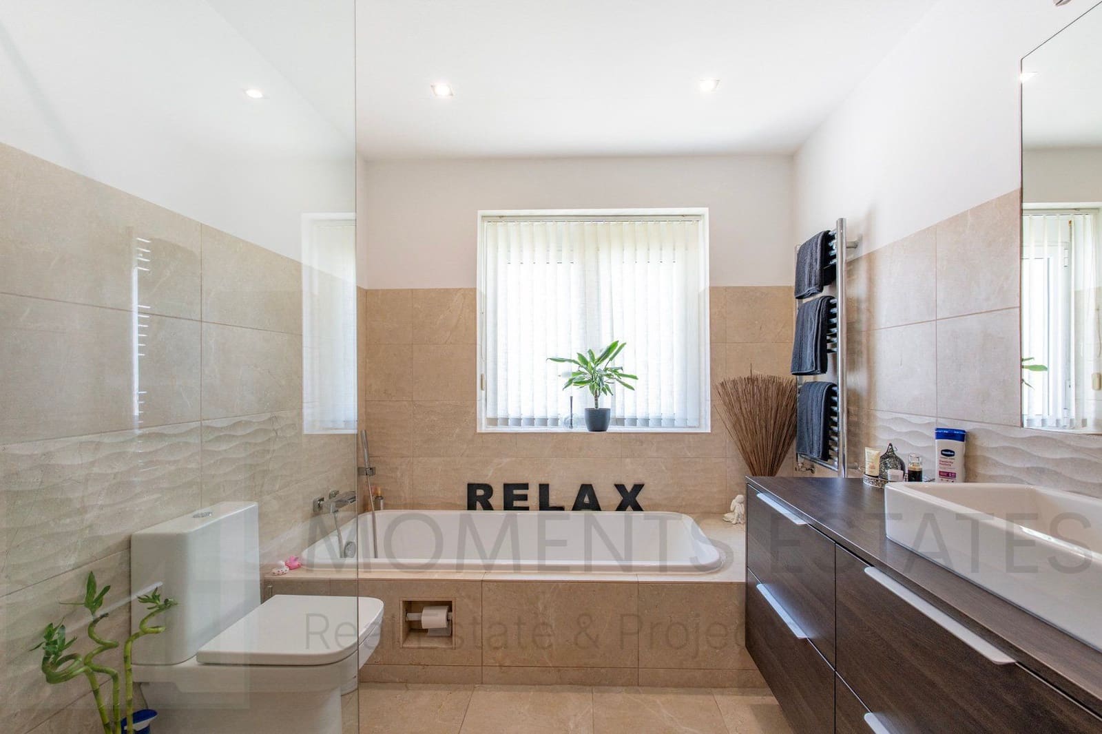 6 sypialnia Willa na sprzedaż w Denia - 695 000 € (Ref: 8933299)