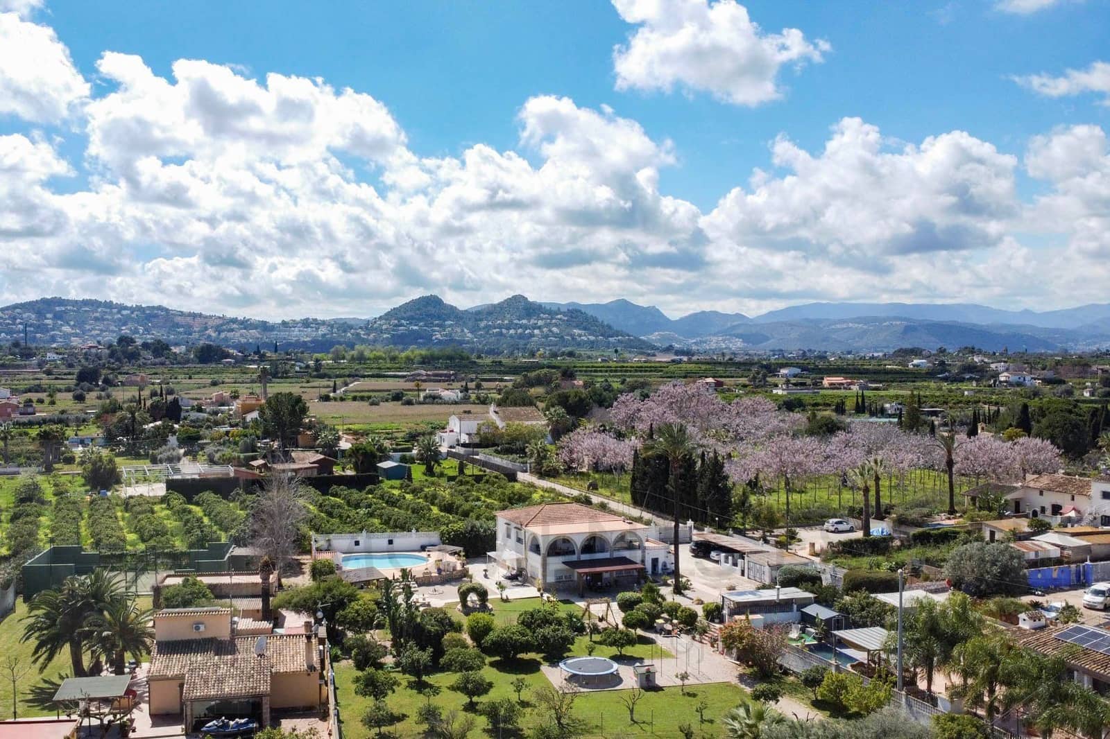 6 sypialnia Willa na sprzedaż w Denia - 695 000 € (Ref: 8933299)