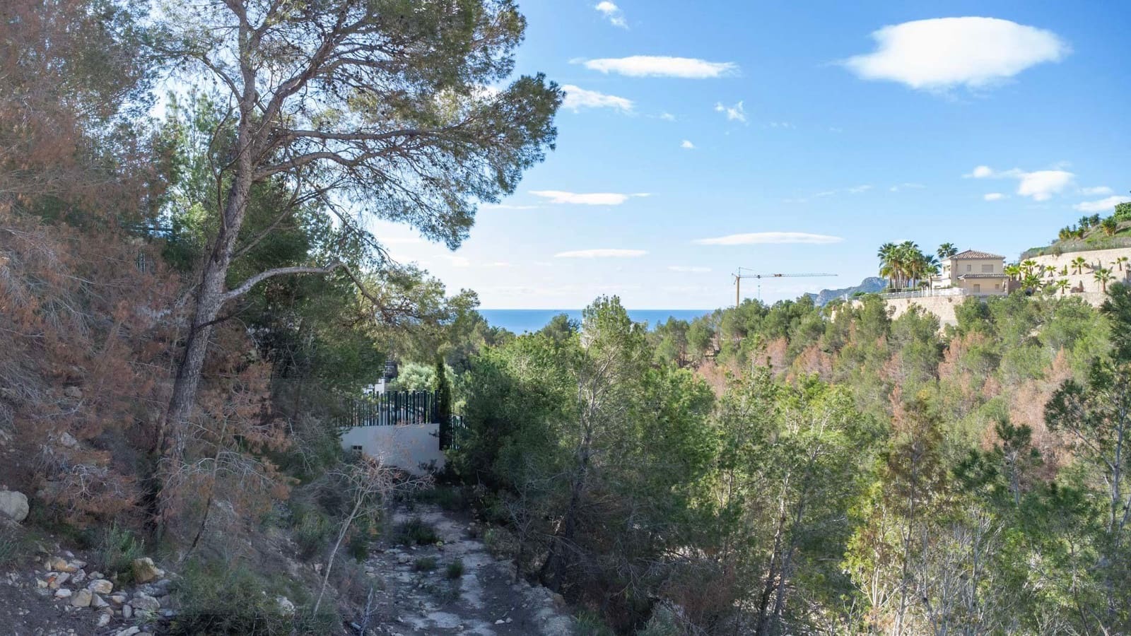 4 bedroom Villa for sale in Benissa with garage - € 2,995,000 (Ref: 8945459)