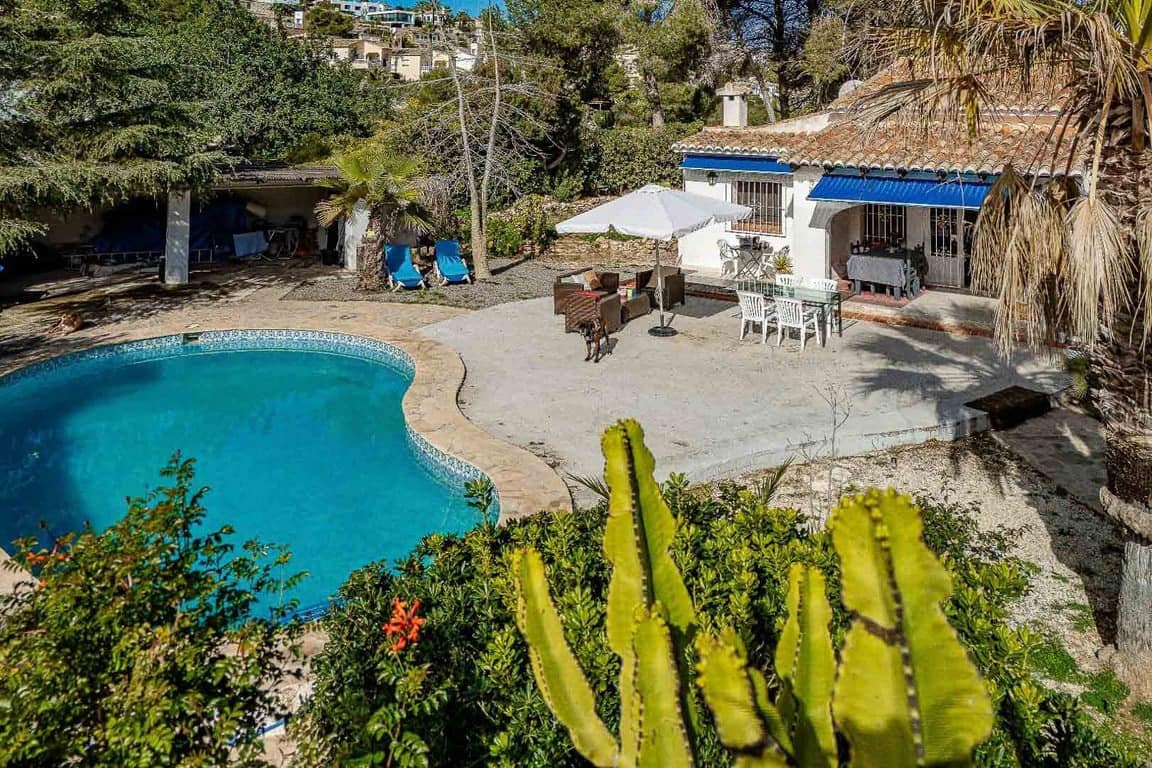 2 Zimmer Villa zu verkaufen in Moraira mit Pool Garage - 550.000 € (Ref: 9040532)