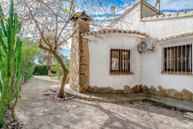 Chalet de 2 habitaciones en Moraira, Teulada-Moraira en venta con piscina garaje - 550.000 € (Ref: 9040532)